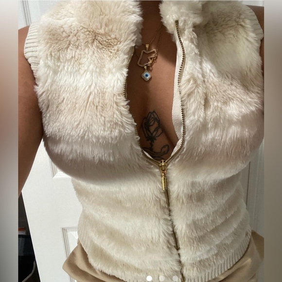 Guess Jackets & Blazers - Vintage Y2k Guess Furry Vest 🐕